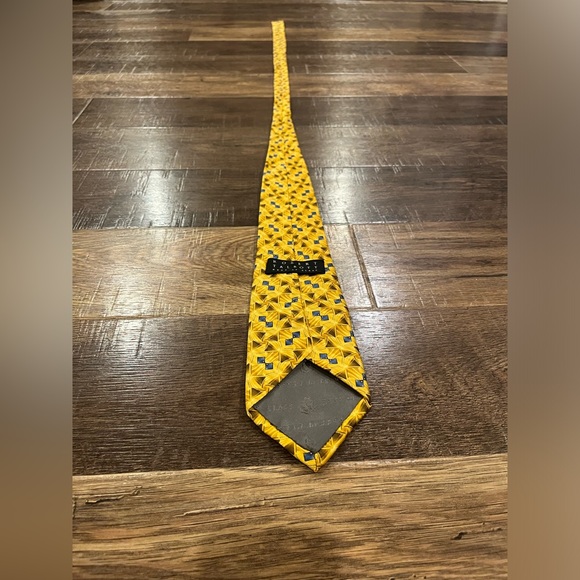 Robert Talbott Best Of Class Gold Silk Tie USA Made - Picture 9 of 10